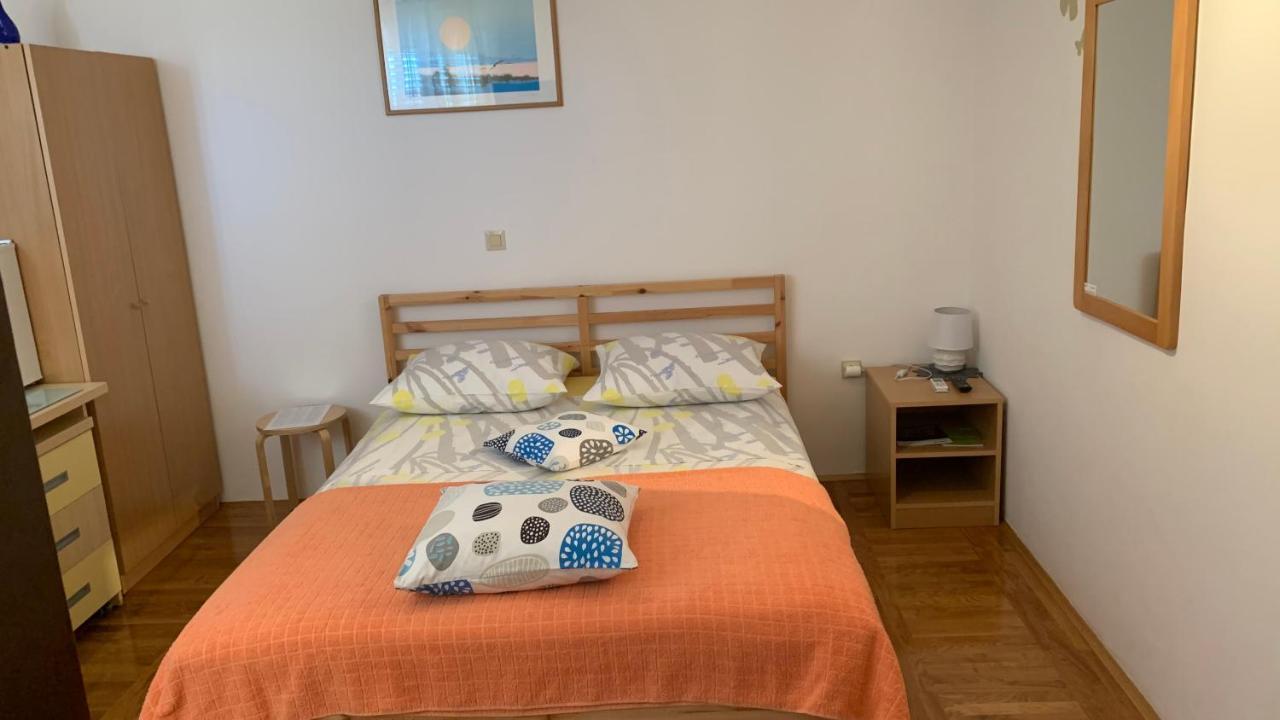 Studio Apartment And Rooms Adria ヴォディツェ エクステリア 写真
