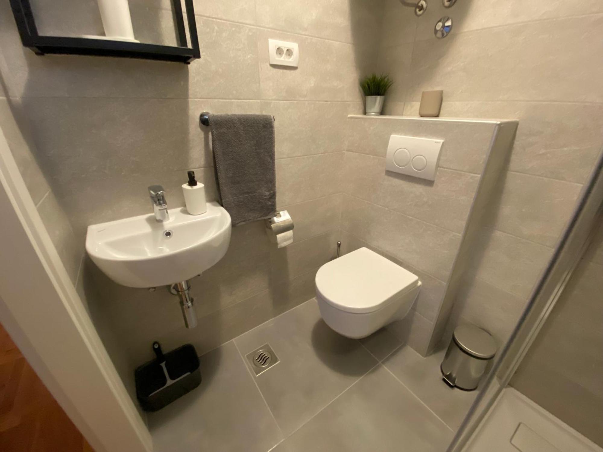 Studio Apartment And Rooms Adria ヴォディツェ エクステリア 写真