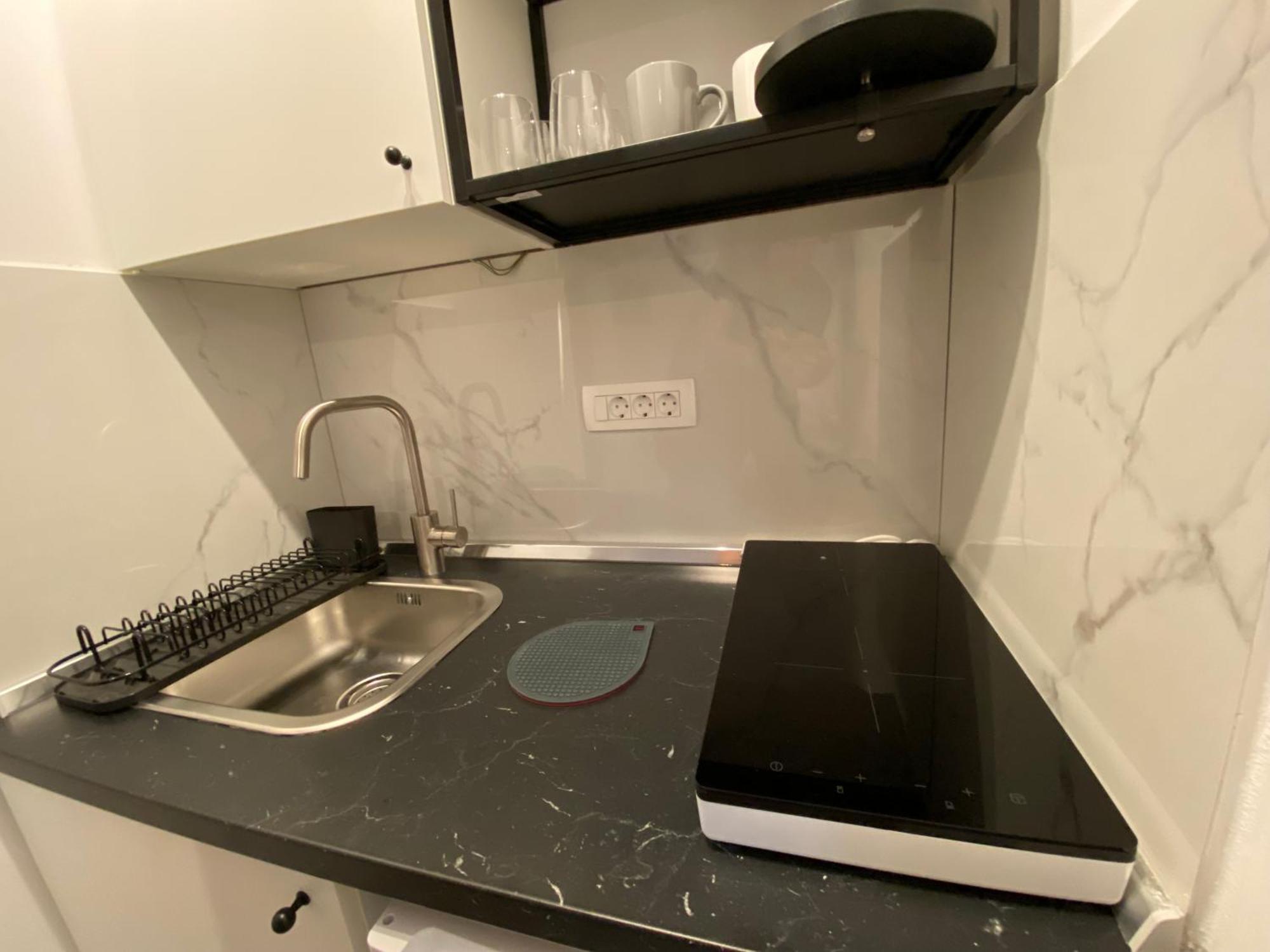 Studio Apartment And Rooms Adria ヴォディツェ エクステリア 写真