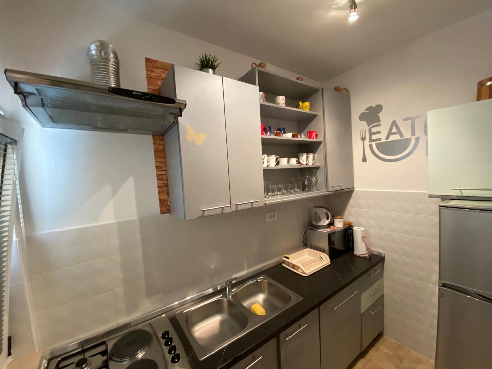 Studio Apartment And Rooms Adria ヴォディツェ エクステリア 写真