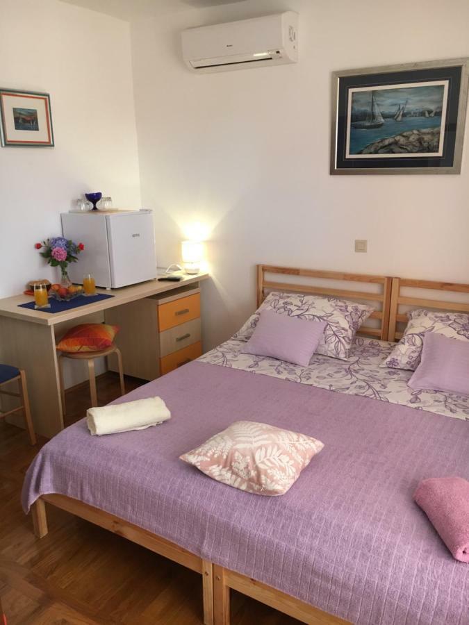 Studio Apartment And Rooms Adria ヴォディツェ エクステリア 写真